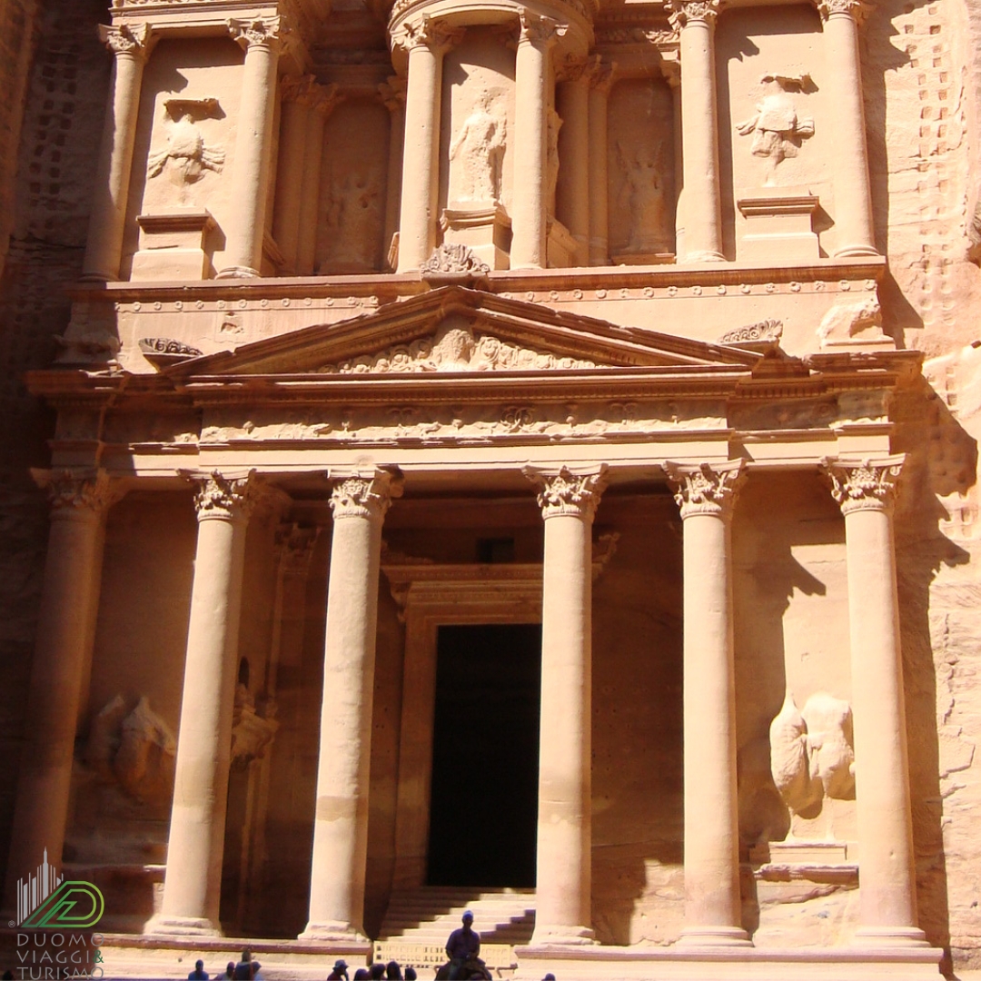 petra_qudrata_logo petra_qudrata_logo